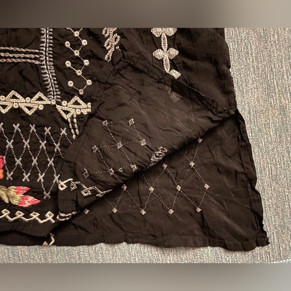 Johnny Was Carnation Embroidered Georgette Blouse - Picture 15 of 16